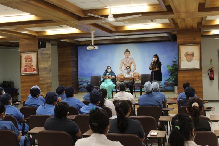 women-power-seminar1-740x493