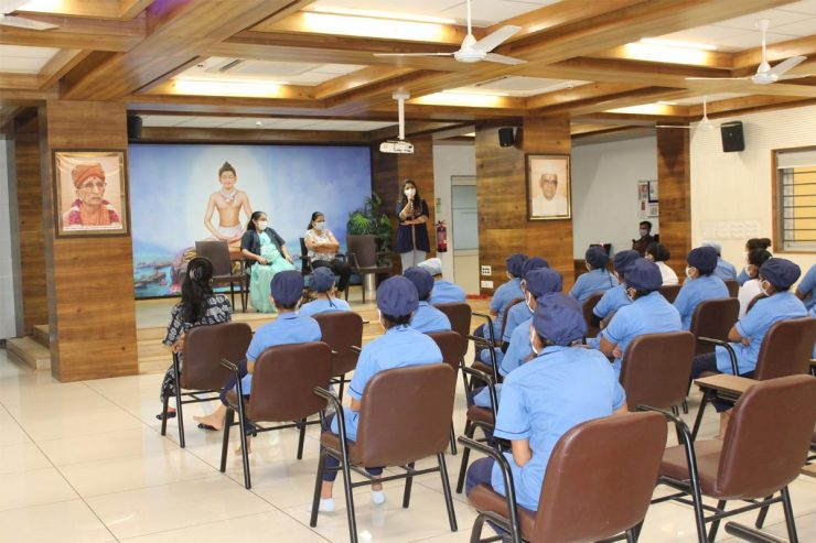 women-power-seminar2-740x493